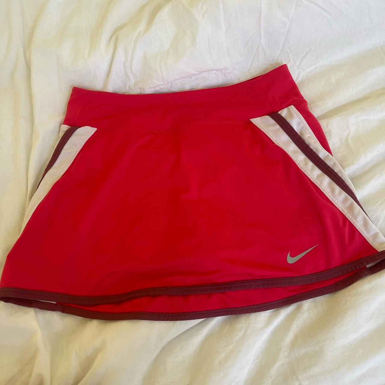 Nike Women S Pink And White Skirt Depop