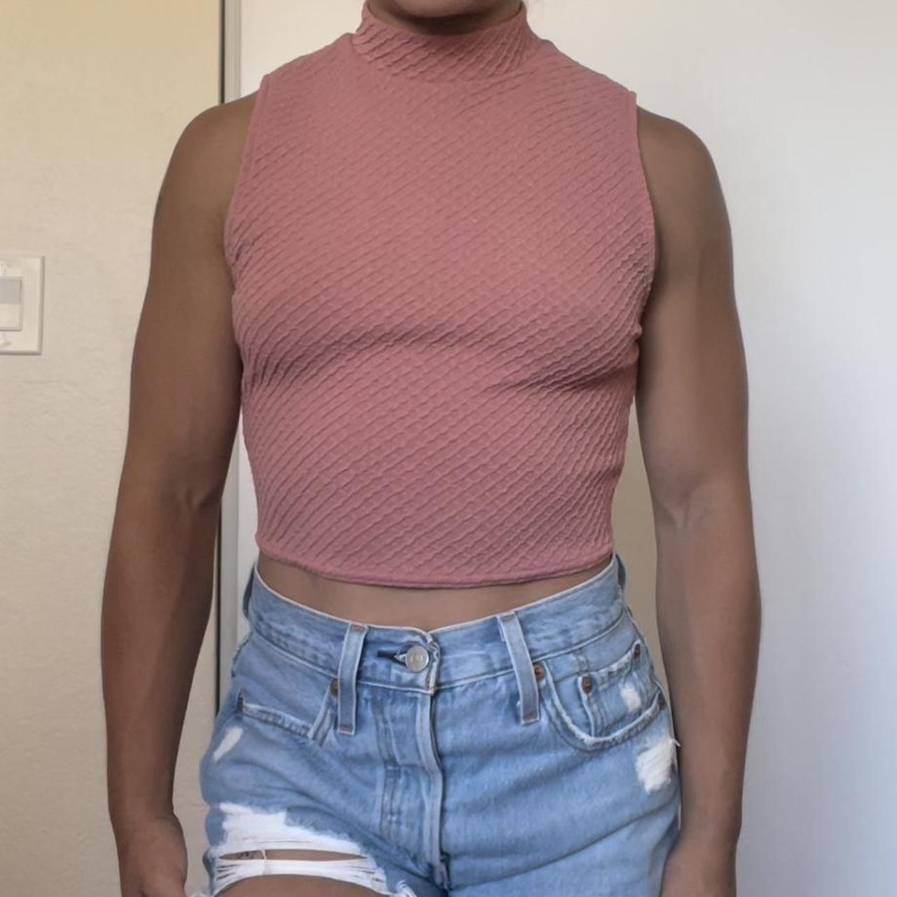 💗 Pink sleeveless turtleneck top 💗 in Depop