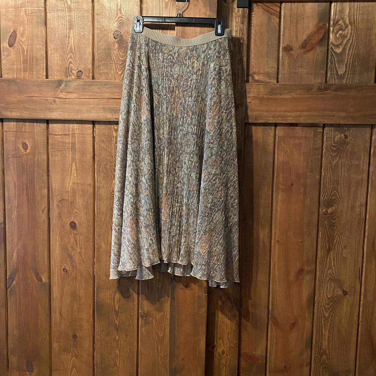 item listed by ellygance