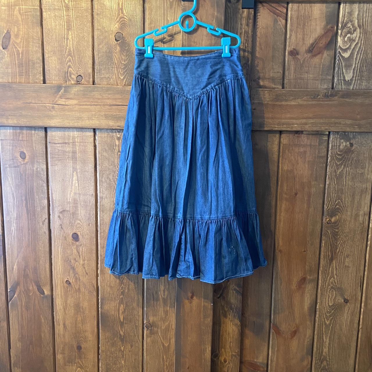 item listed by ellygance