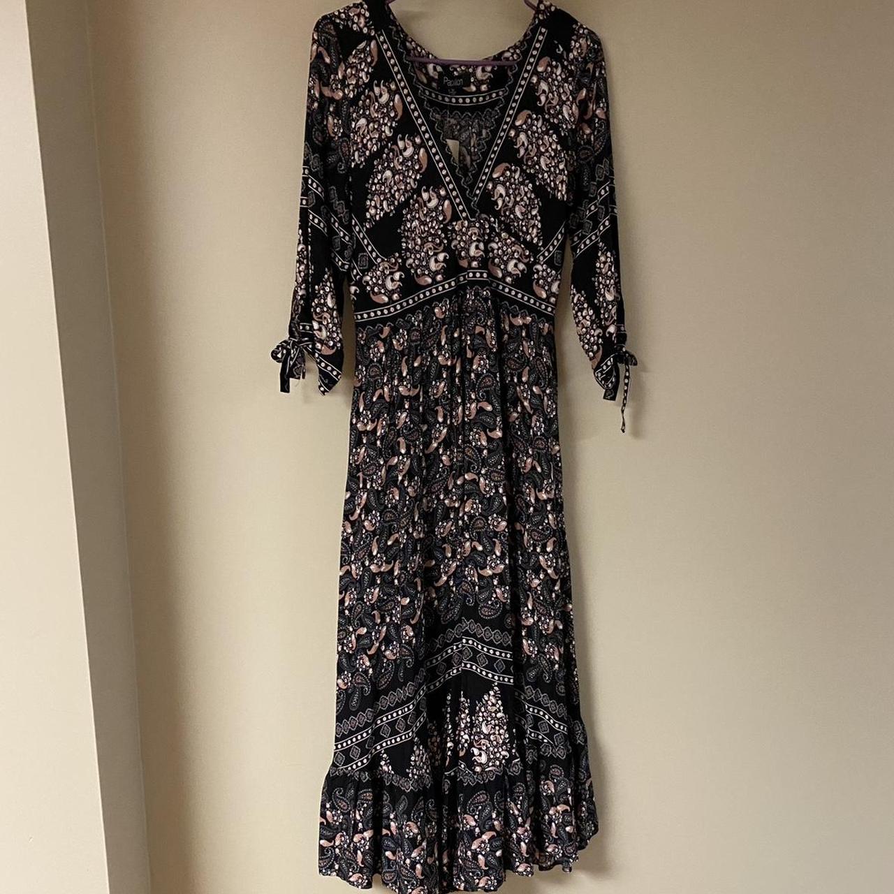 item listed by ellygance