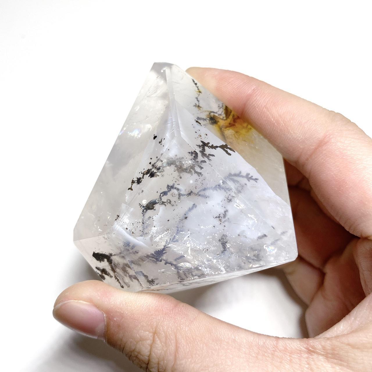 Dendritic Quartz Freeform Includes 1 Dendritic Depop