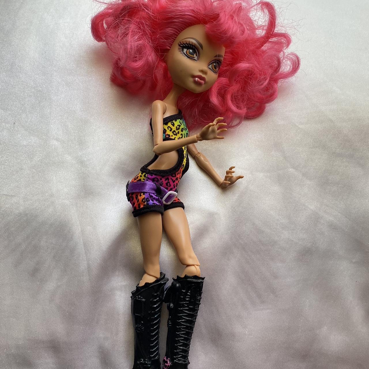 monster high pink hair