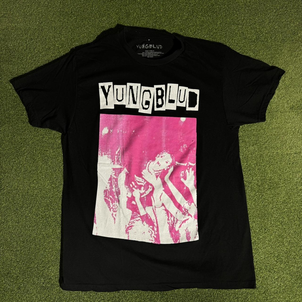 Yungblud T-shirt size Large Great condition band tee - Depop