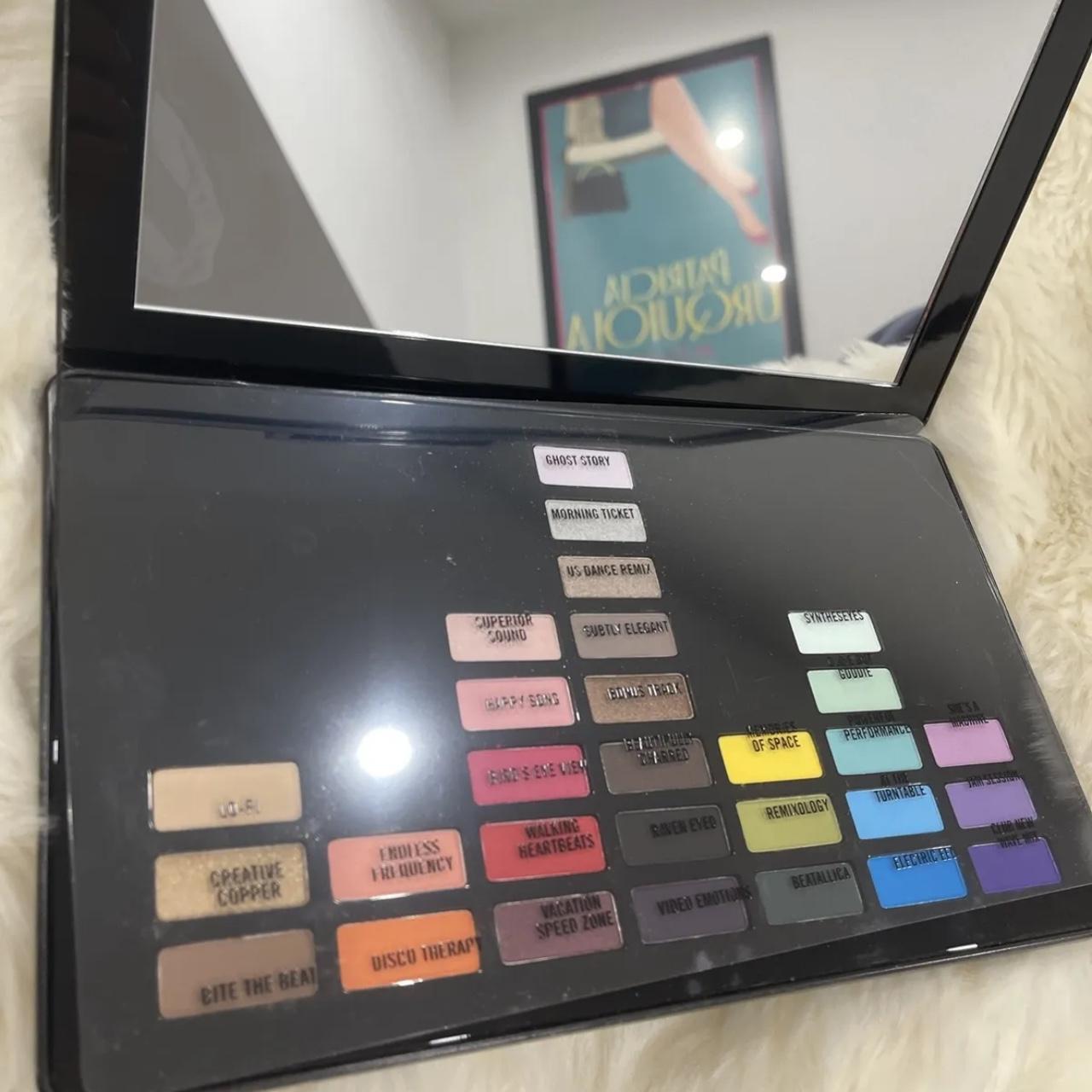 新品未使用 MAC x Jeremy Scott 限定コスメ3点セット Authentic MAC cosmetics X Jeremy Scott LoFi | Depop