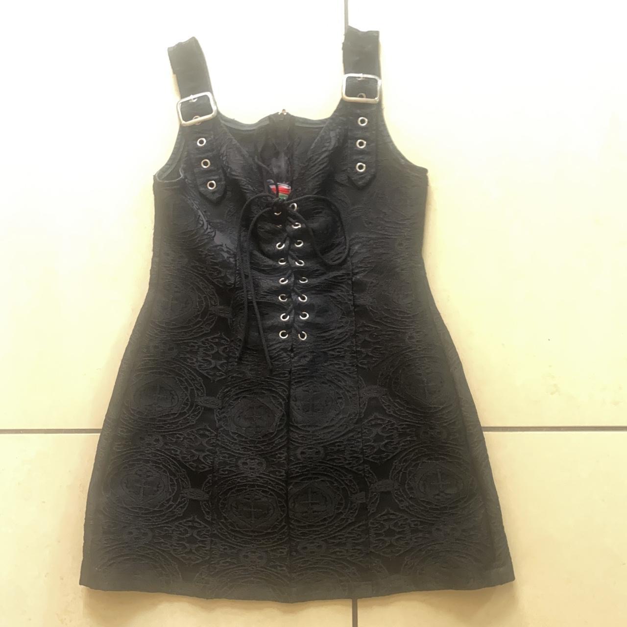 item listed by dantesiinferno