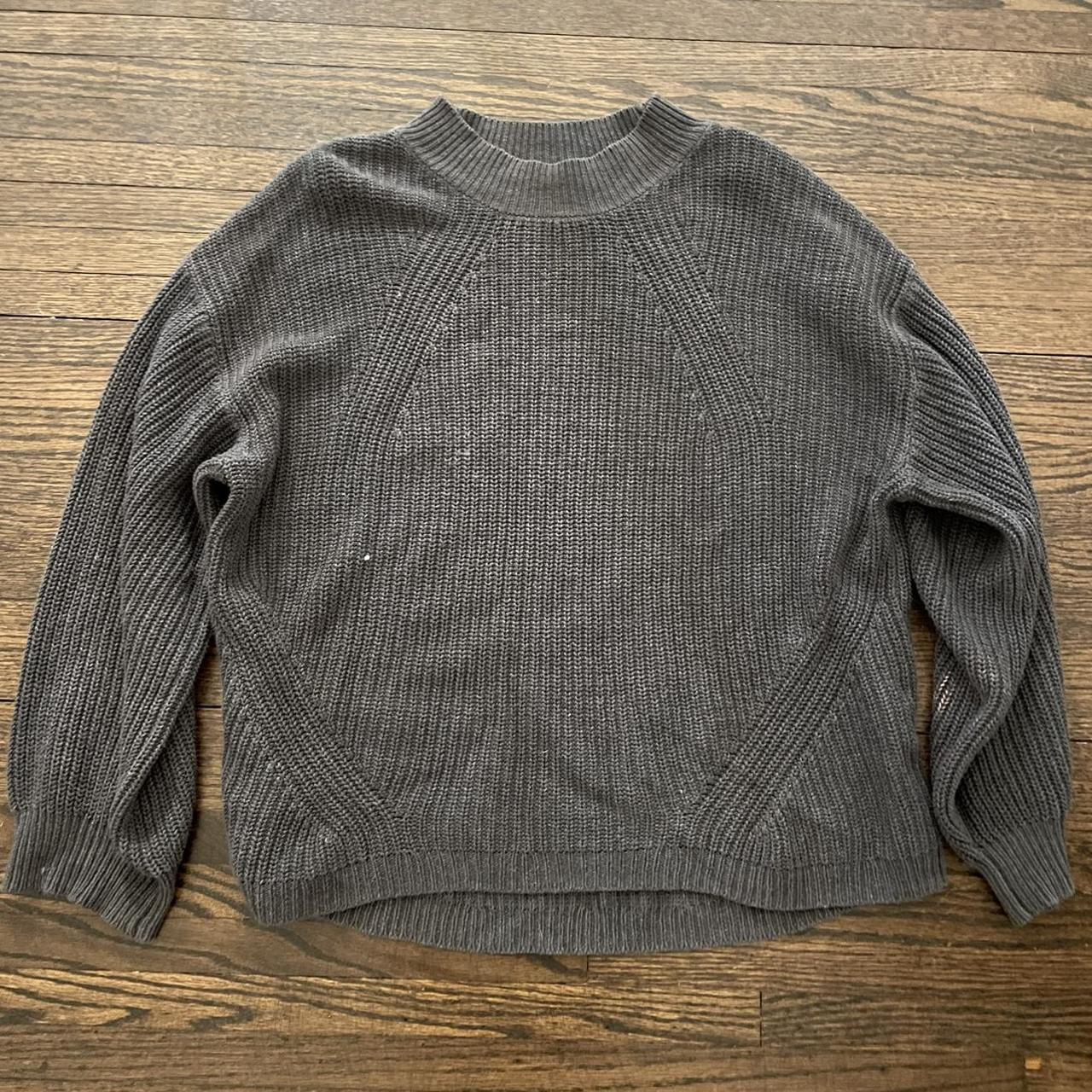 Old Navy grey knit sweater message me with any... - Depop