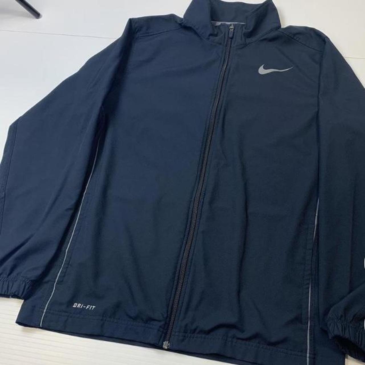 dri fit windbreaker