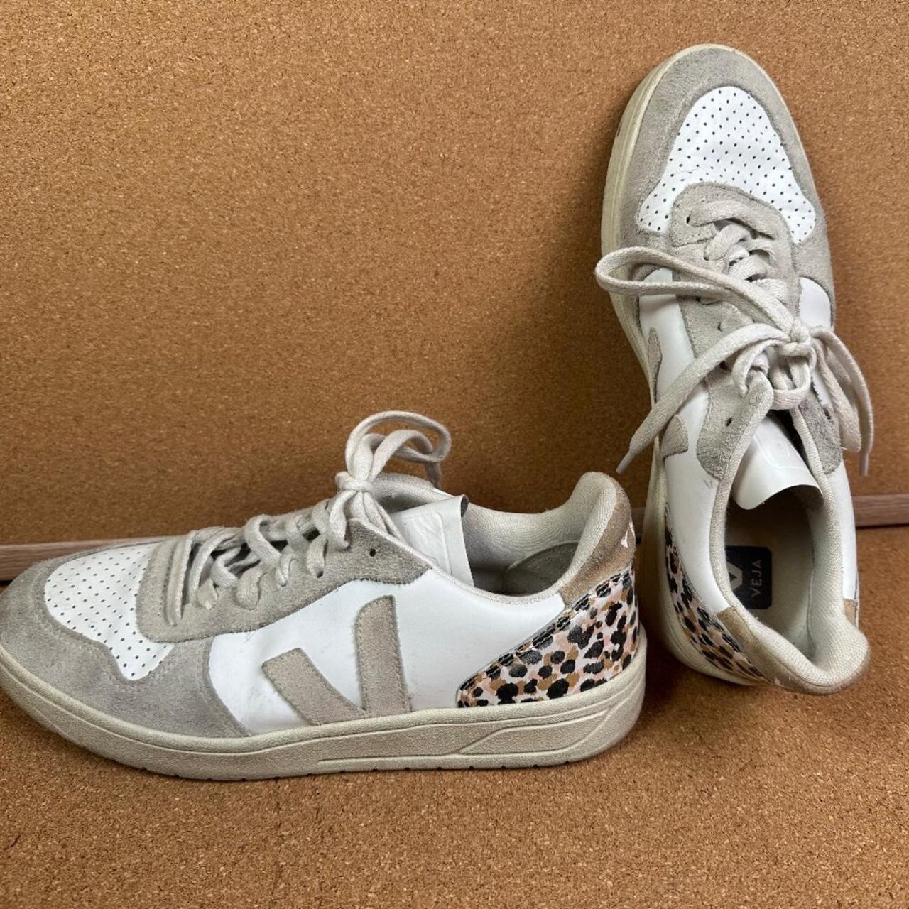 Veja Women's Sneakers Cream/Tan US – Madewell x Veja V-10