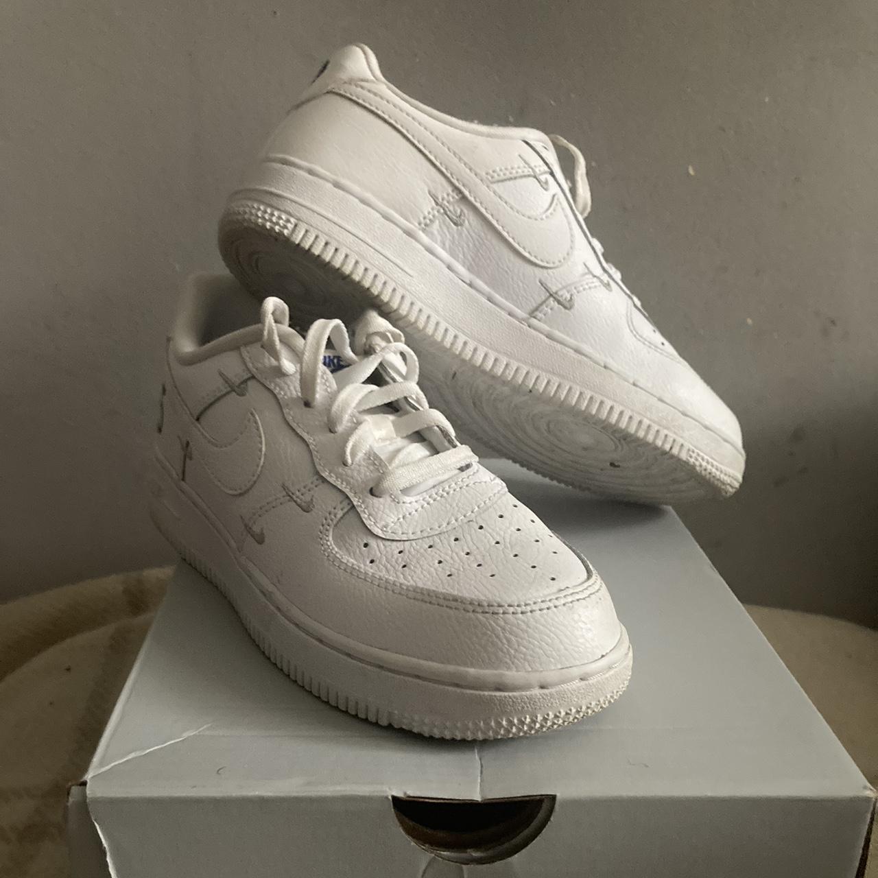 jd sports white nike air force 1 junior