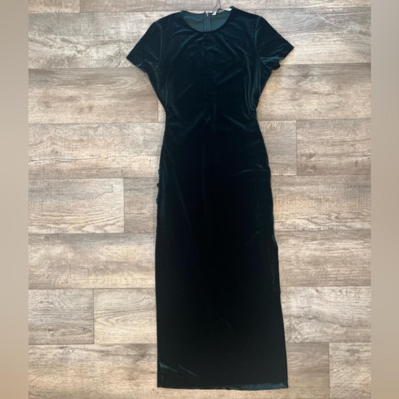 Zara green hotsell velvet midi dress