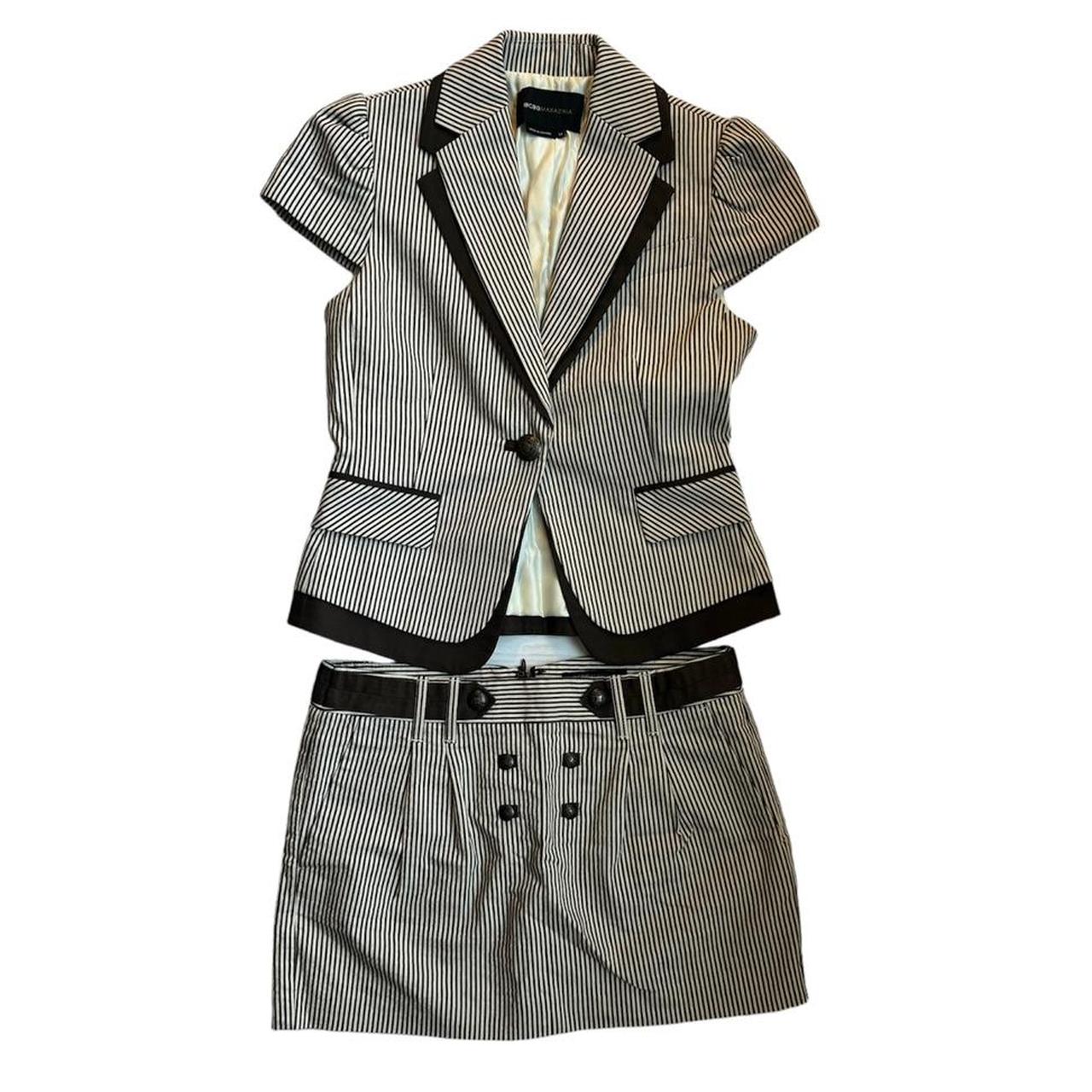 Adorable BCBG mini skirt and blazer set No