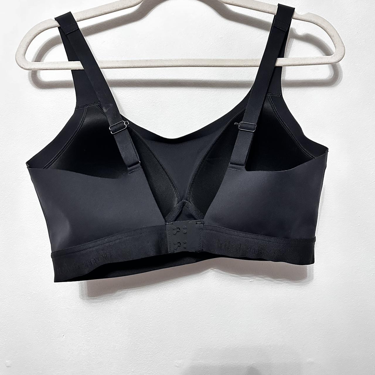 Lululemon Sports bra size 6 Size 6 Cup pads - Depop