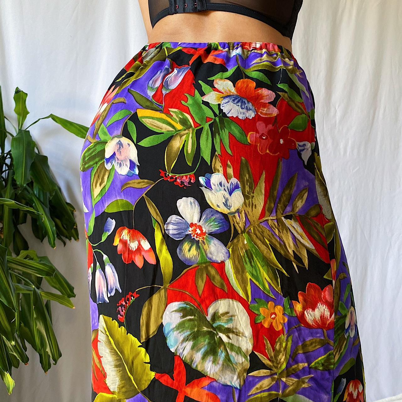 Vintage Colorful Floral Silk Midi Skirt 🌱🌺 The most... - Depop