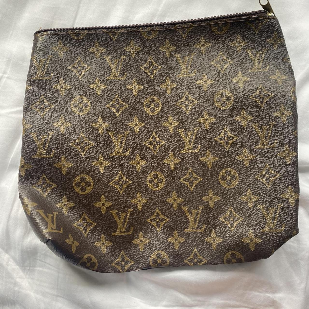 Louis Vuitton Bag First class shipping and tracked... - Depop