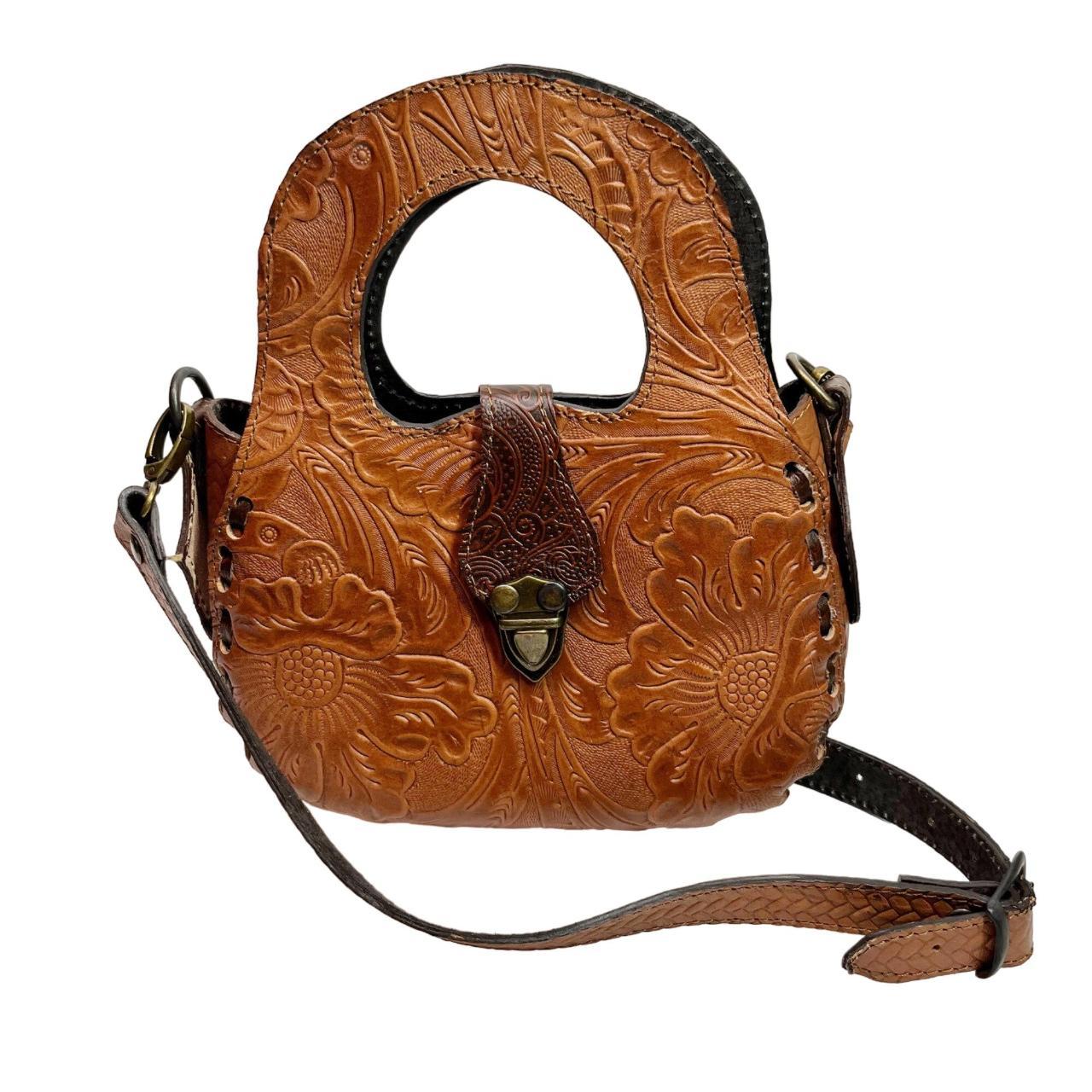 Women's Brown Leather Medium round bag