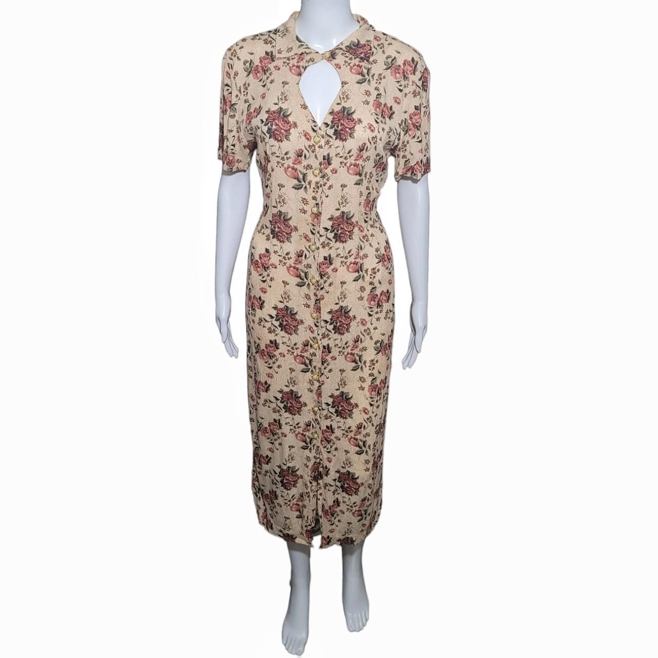 90s Floral Dress. Cute little vintage dress. In a... - Depop