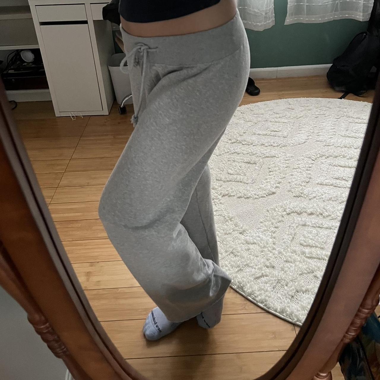 Brandy Melville Grey Hillary Yoga - Depop