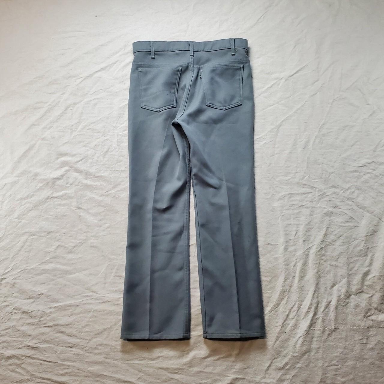 Levi's Men's Grey Trousers | Depop