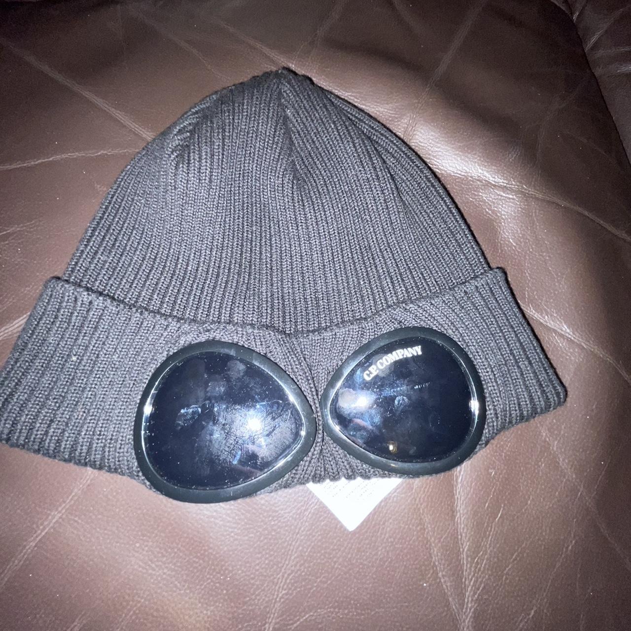 No fear store goggle beanie