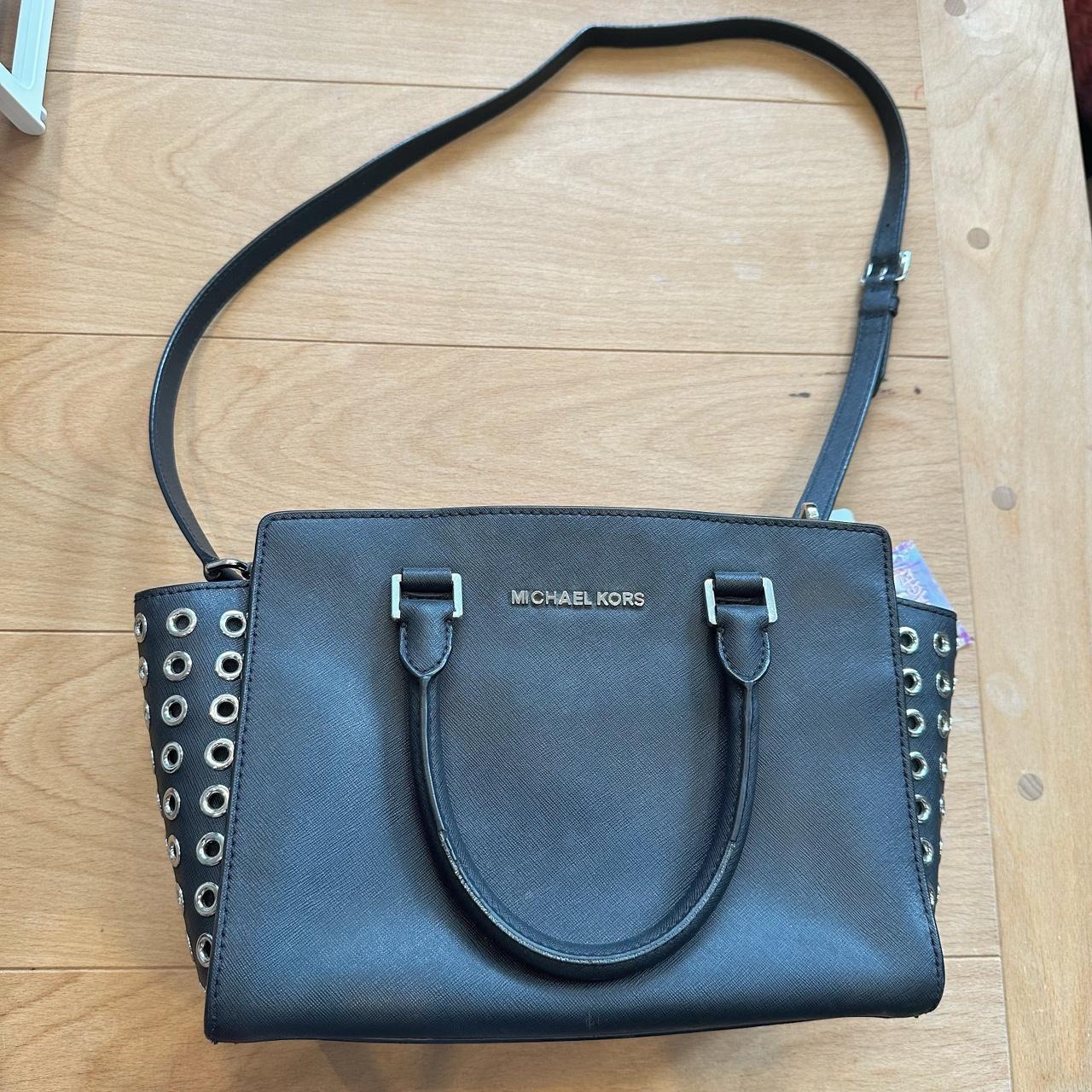 Micheal Kors 2013 black leather medium saffiano. Depop