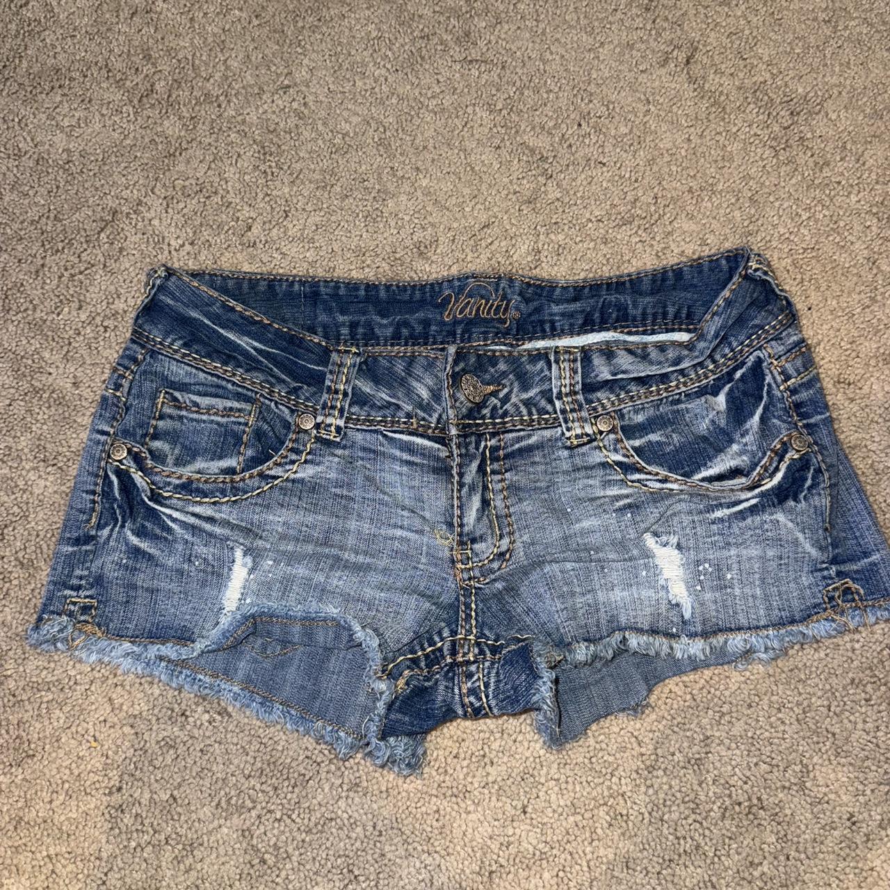 item listed by thriftwithcb