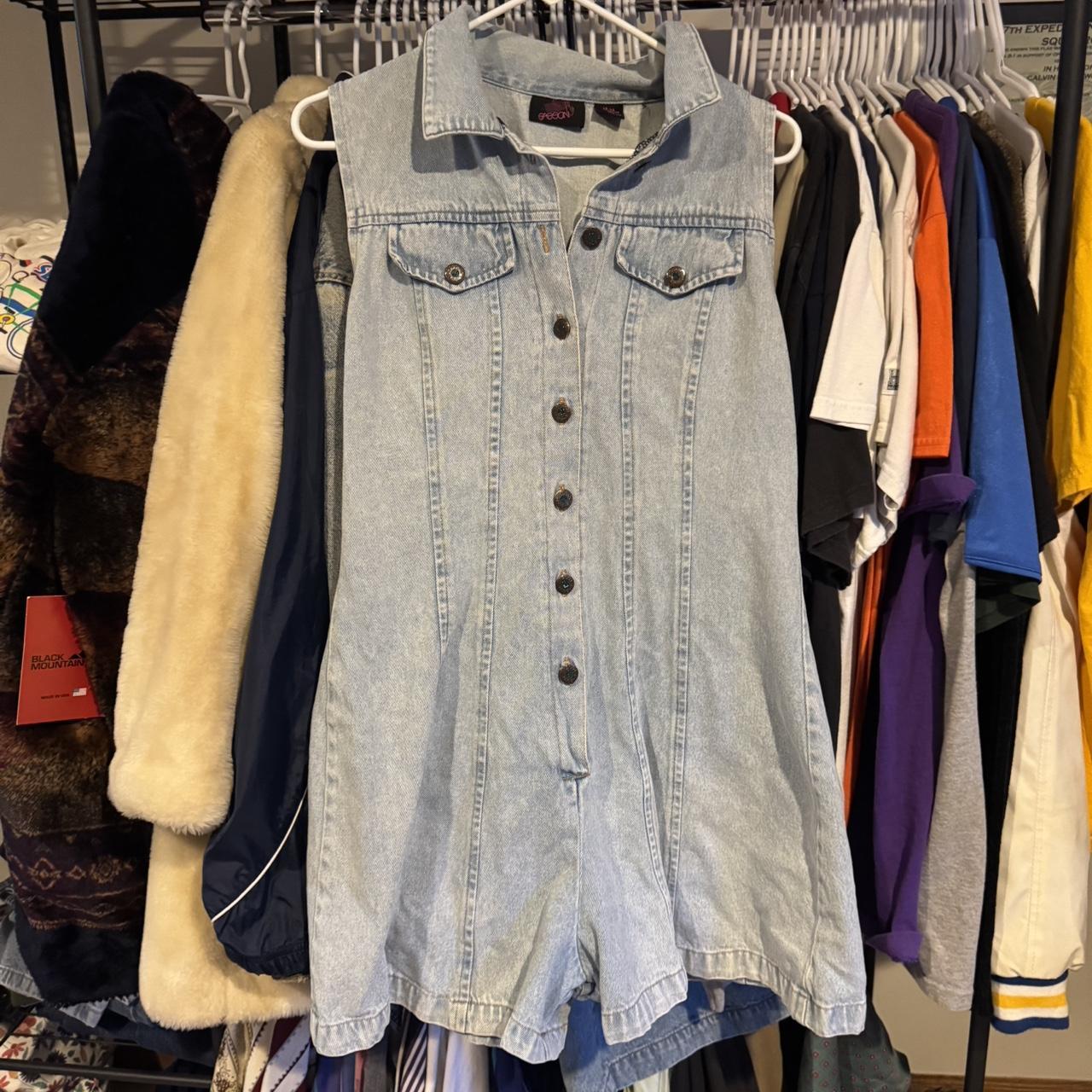 item listed by thriftwithcb
