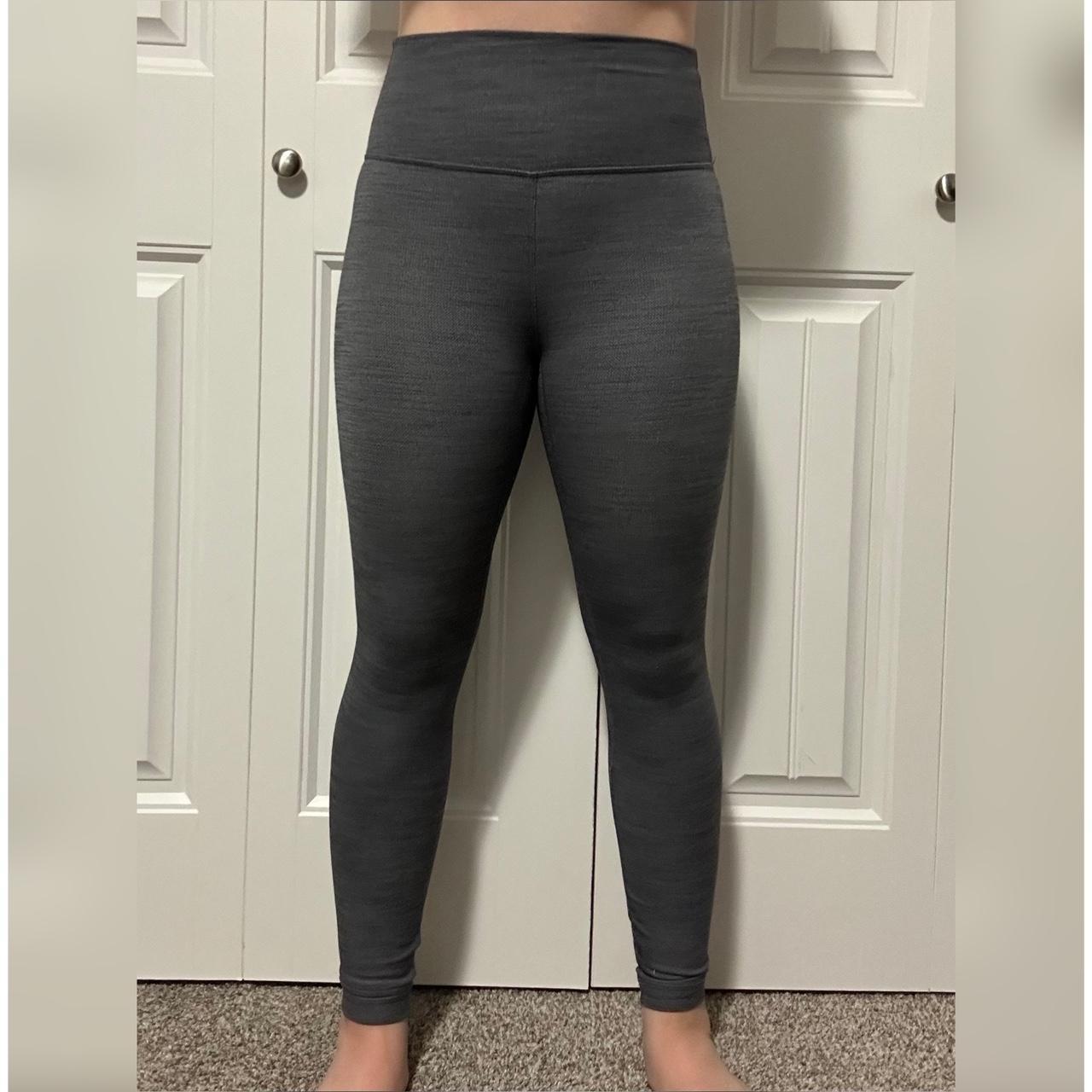 Shops lululemon align 25 size 2