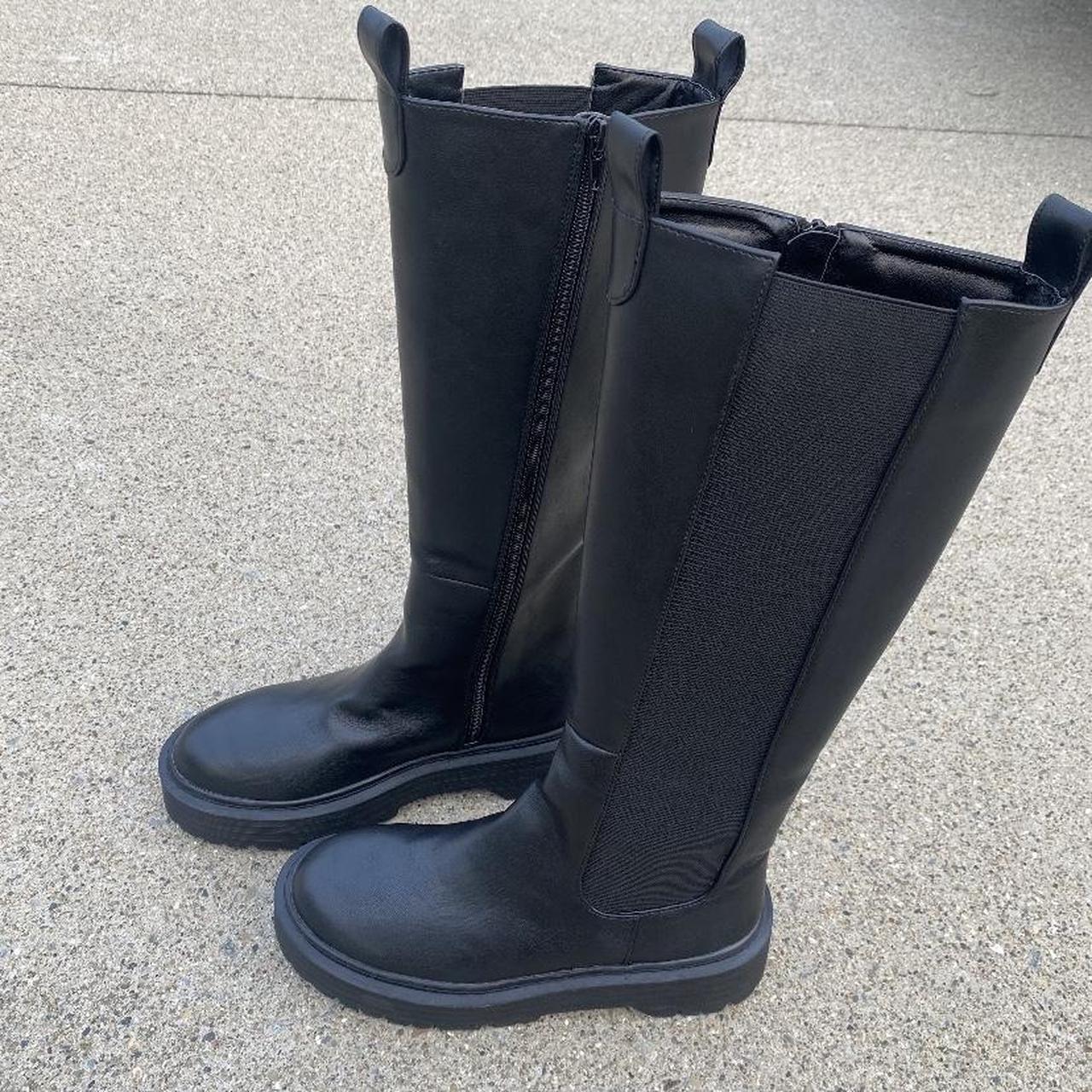 public desire chunky boot