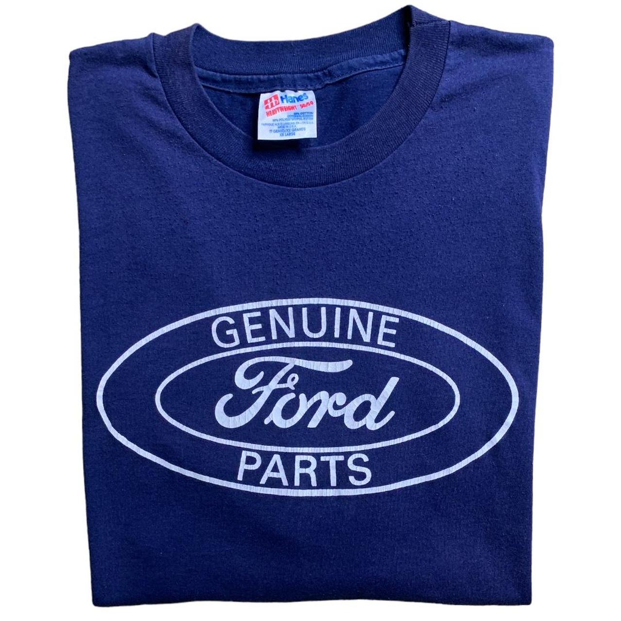 TOM FORD Men's Navy and White Tshirt Depop