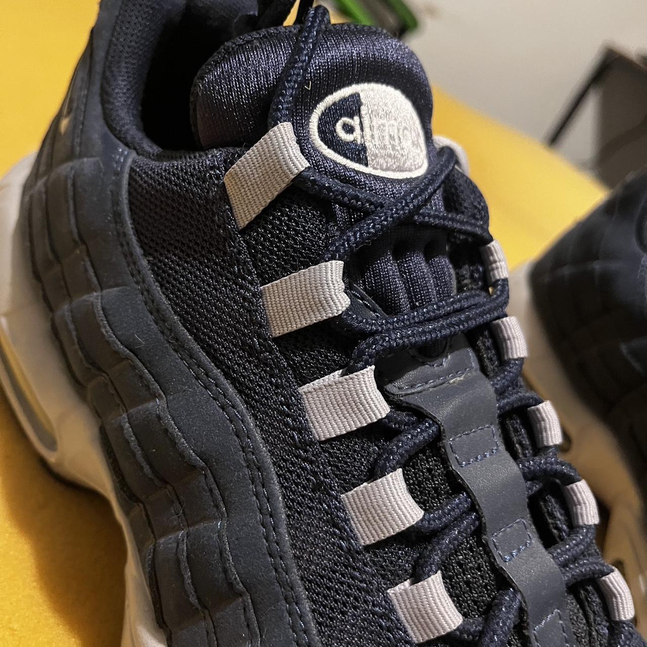 mens nike navy