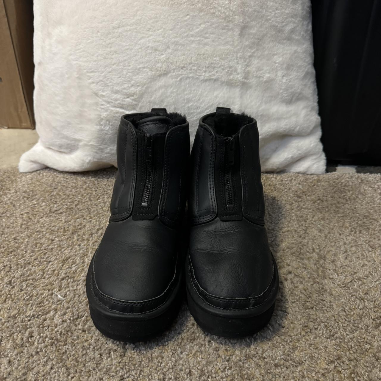 UGG Neumel Platform Zip Boots Size: W9, fits W8.5... - Depop