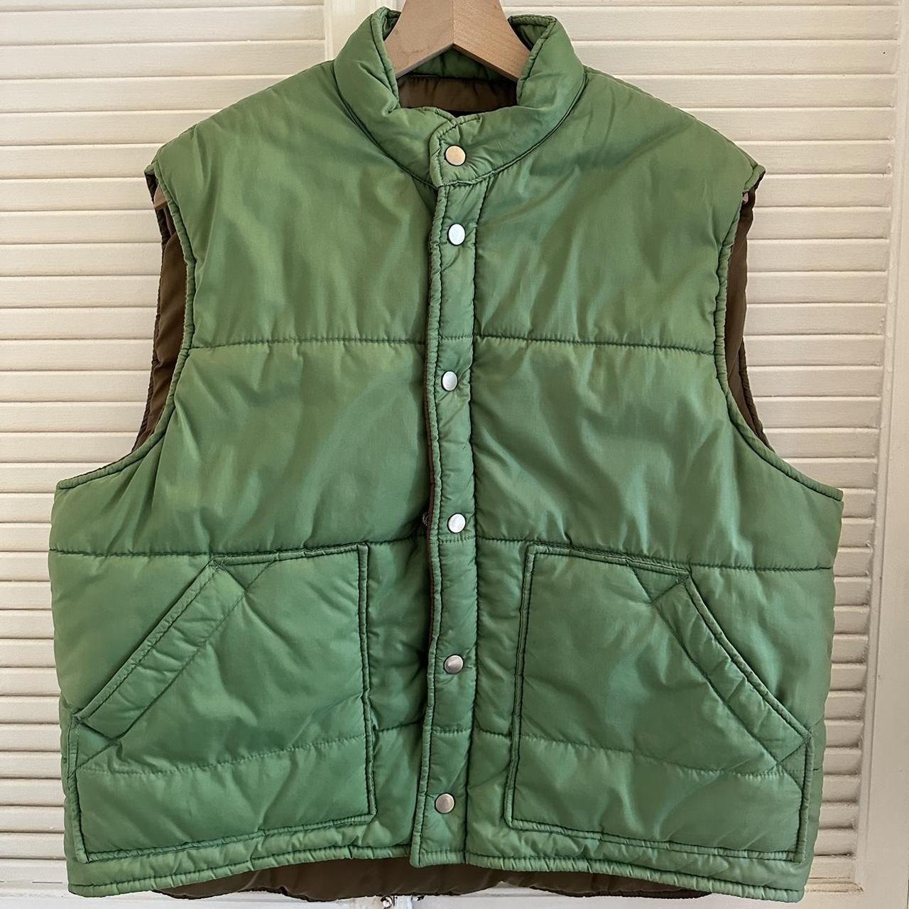 Men’s vintage green puffer vest. No flaws. Oversized... Depop