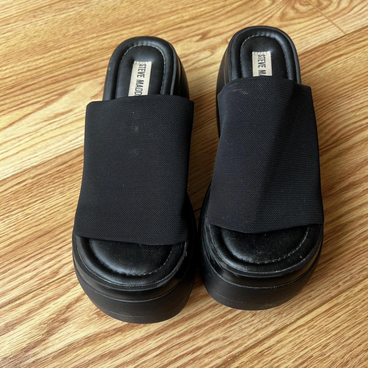 clarks supportive sandals