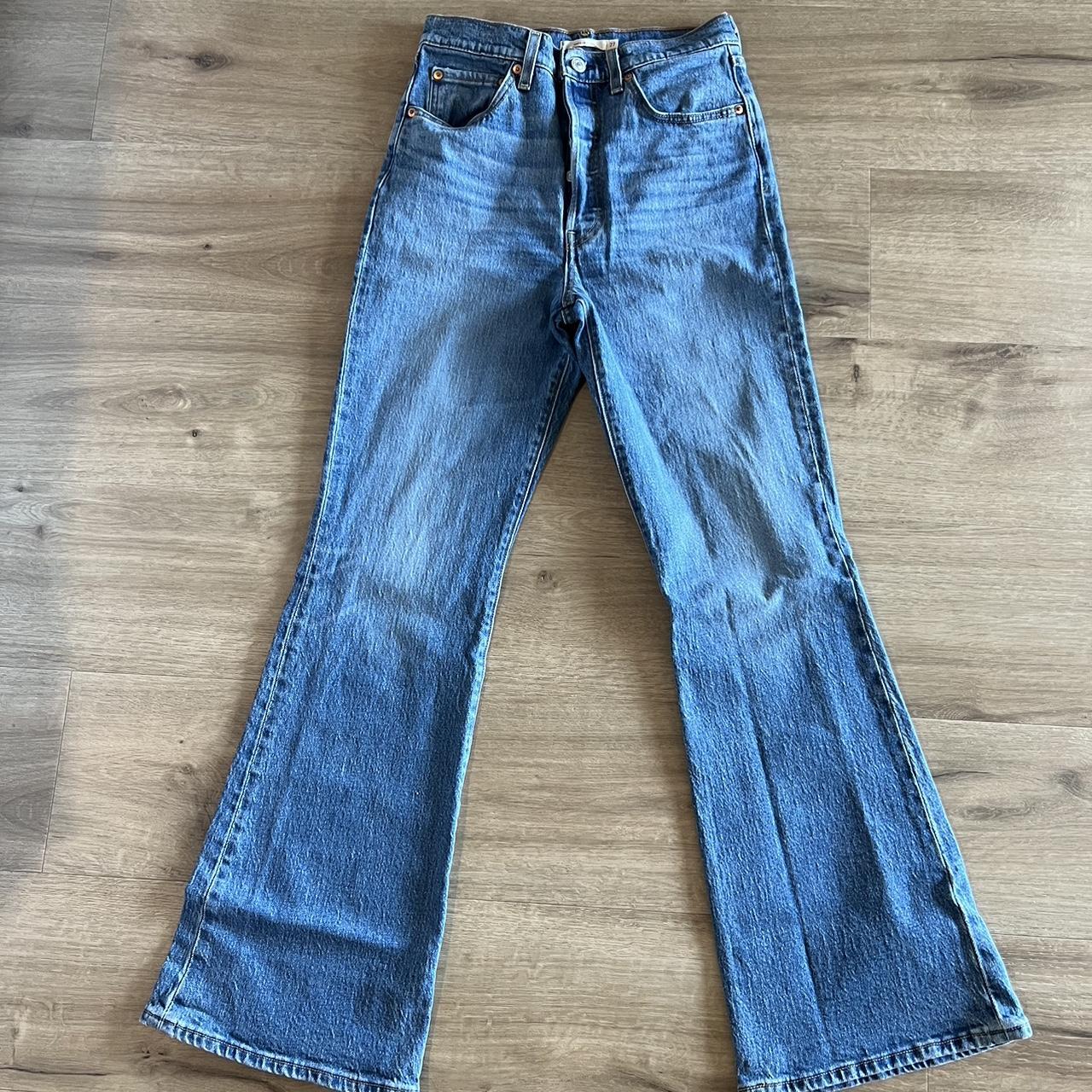 Levis 27x32 2025