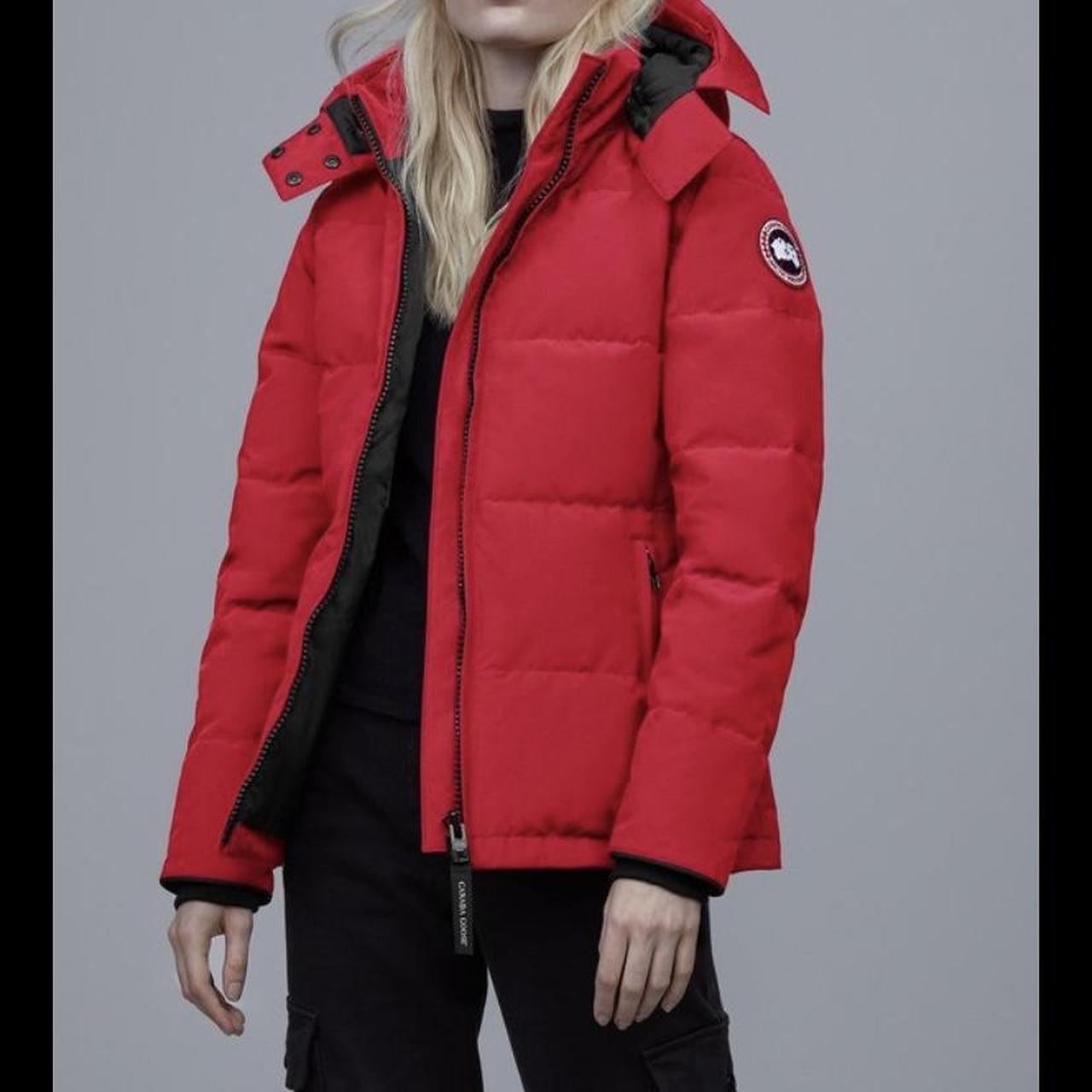 Canada goose red chelsea parka best sale