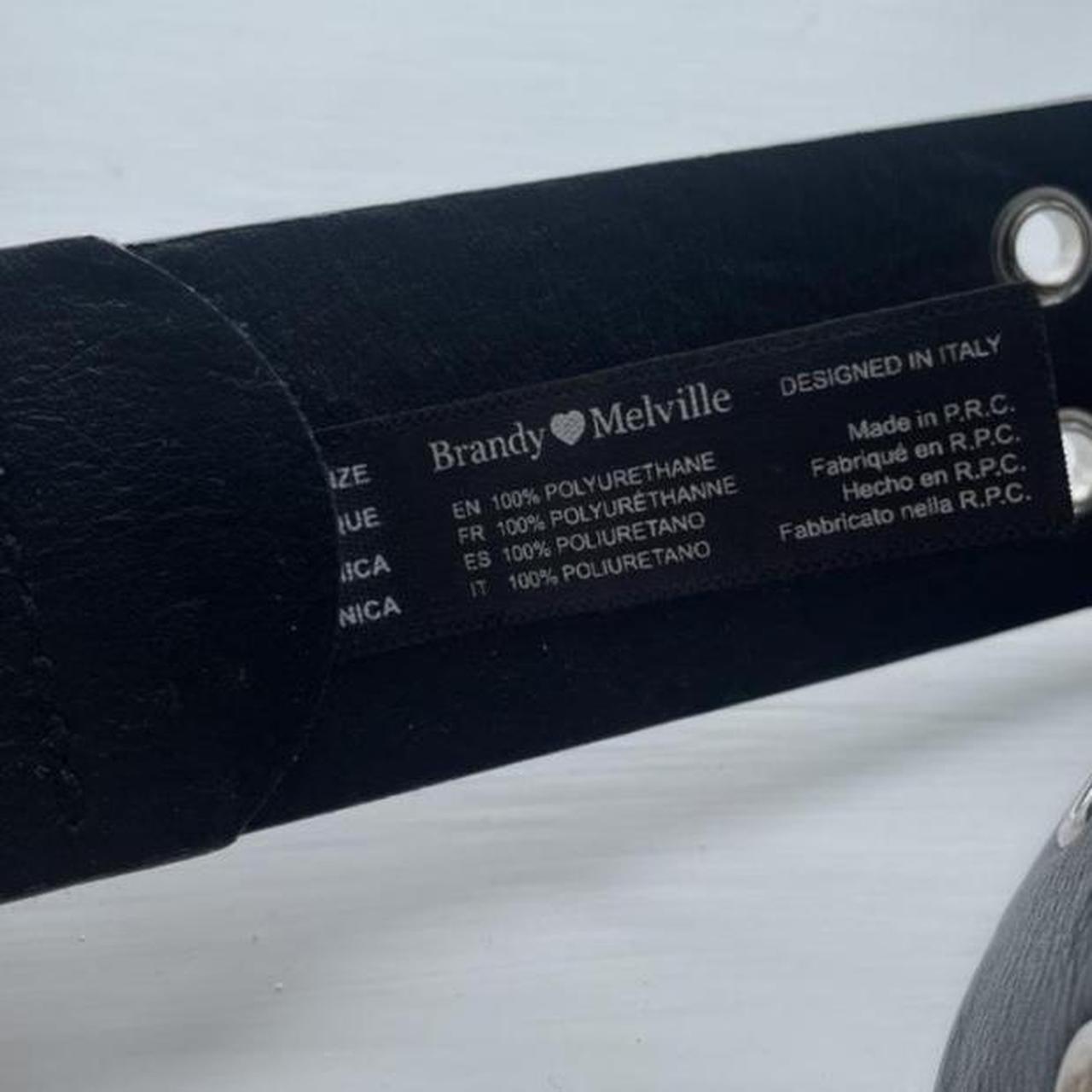 🌷 brandy melville grommet belt