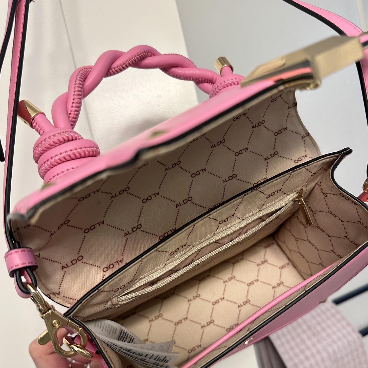 Aldo ◆ キルティング クロスバッグ + ウォレット兼用 pink Aldo X Barbie Puffy Quilted Pink Crossbody Bag with Classic