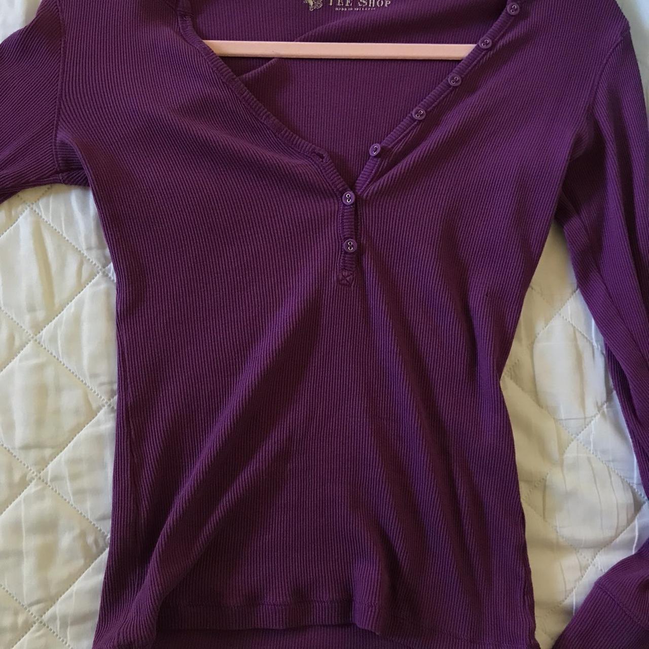 purple henley top one size id say it fits a xs-m... - Depop