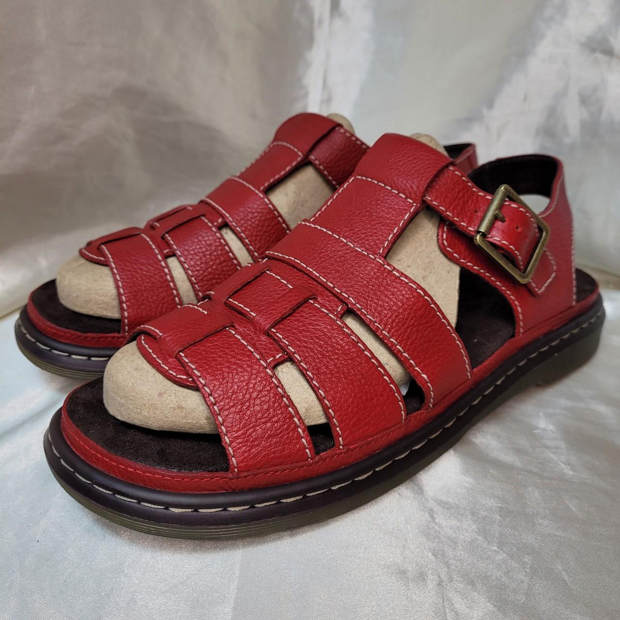 dr martens carolyn