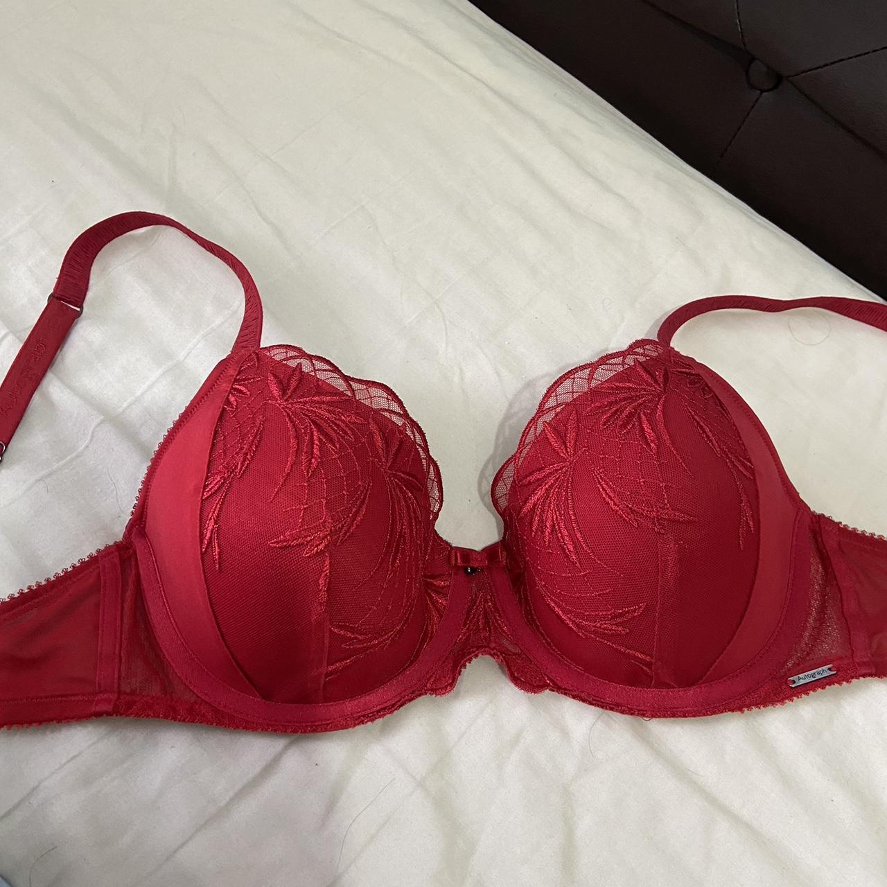 Red Bra Lovely Bra Just Doesn’t Fit Me. #bra - Depop