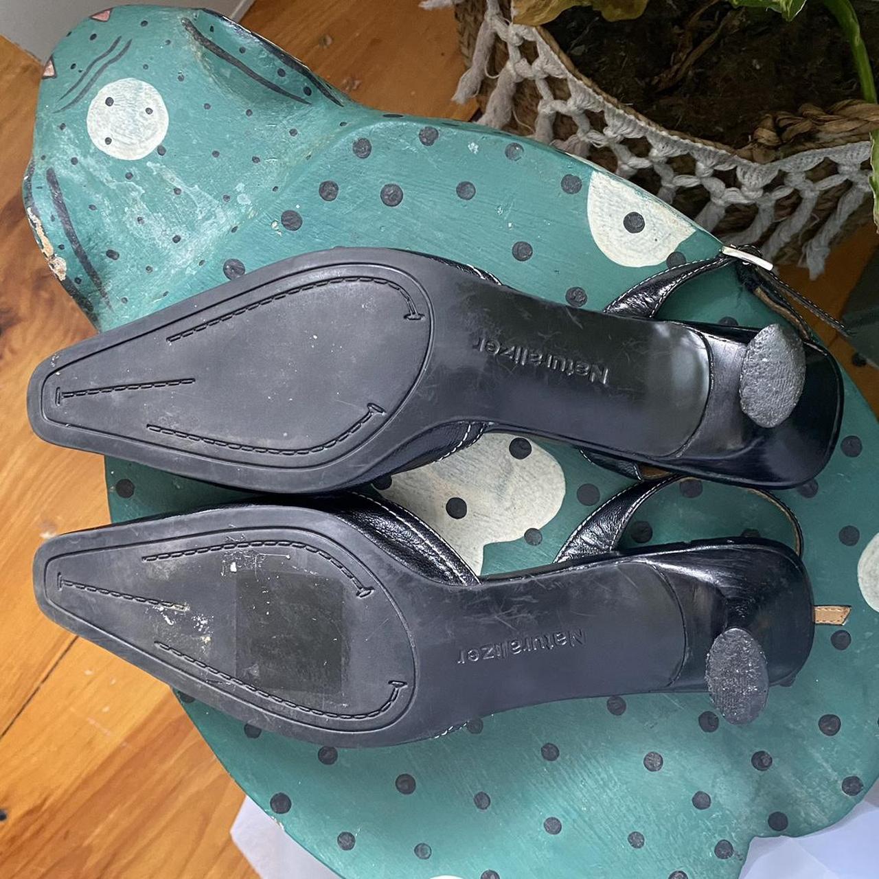 naturalizer kitten heels