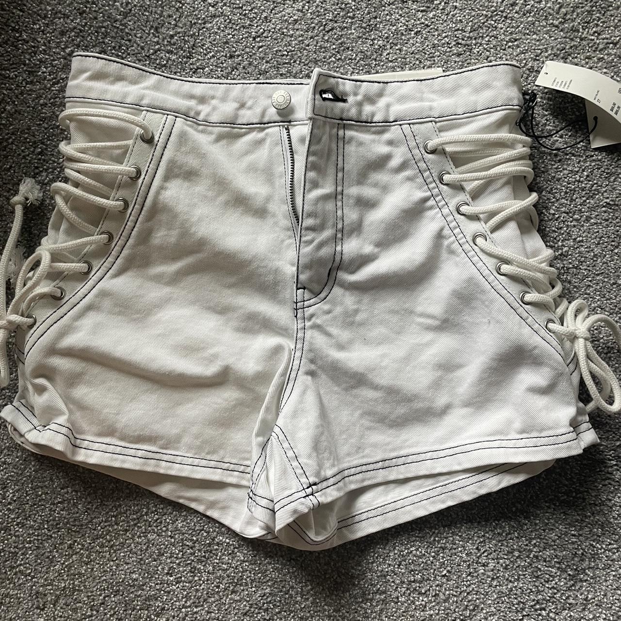 White tie up outlet shorts