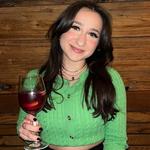 aliciamuench's profile picture
