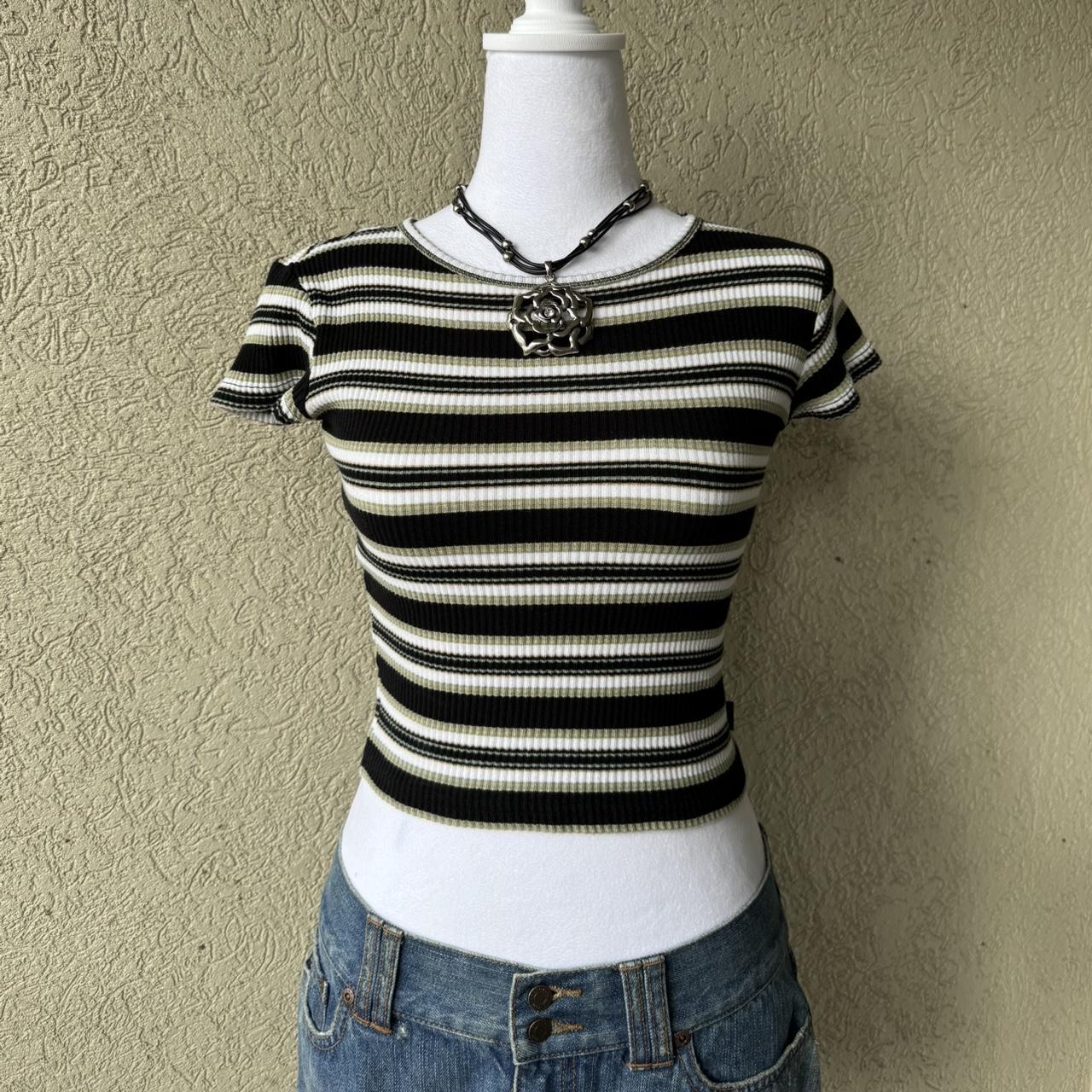 item listed by heartofthreads