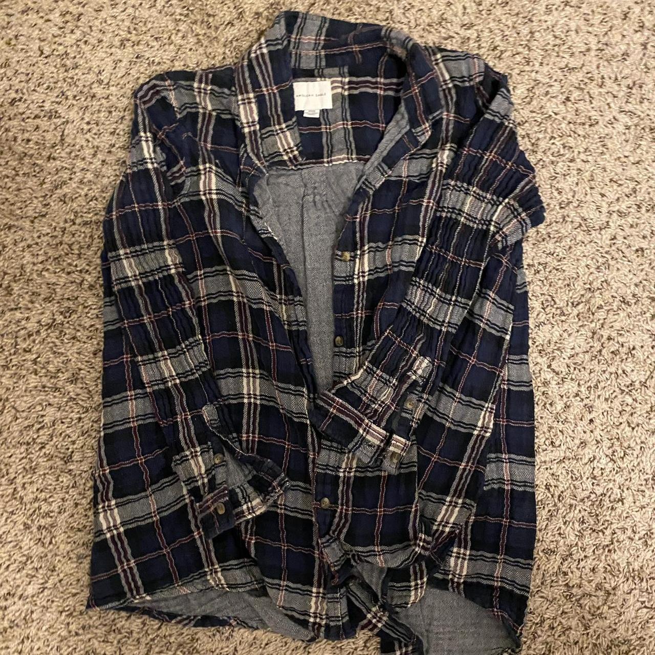 cute american eagle flannel in size medium - Depop