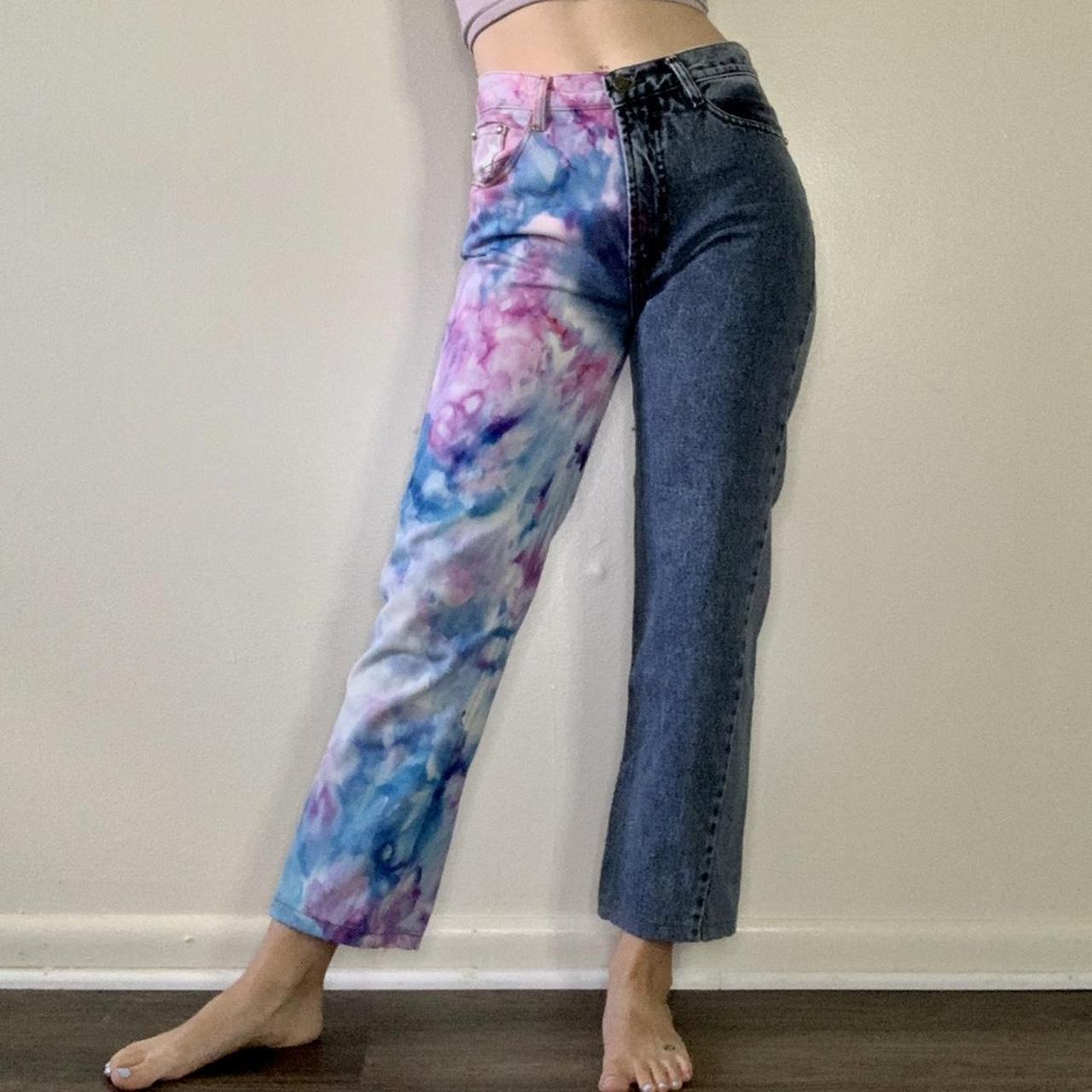 Lavender colored jeggings! They are mid rise (but - Depop