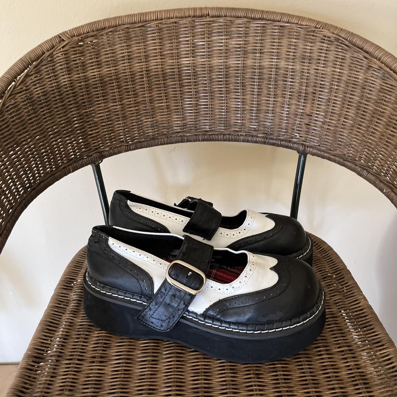 black and white mary jane shoes