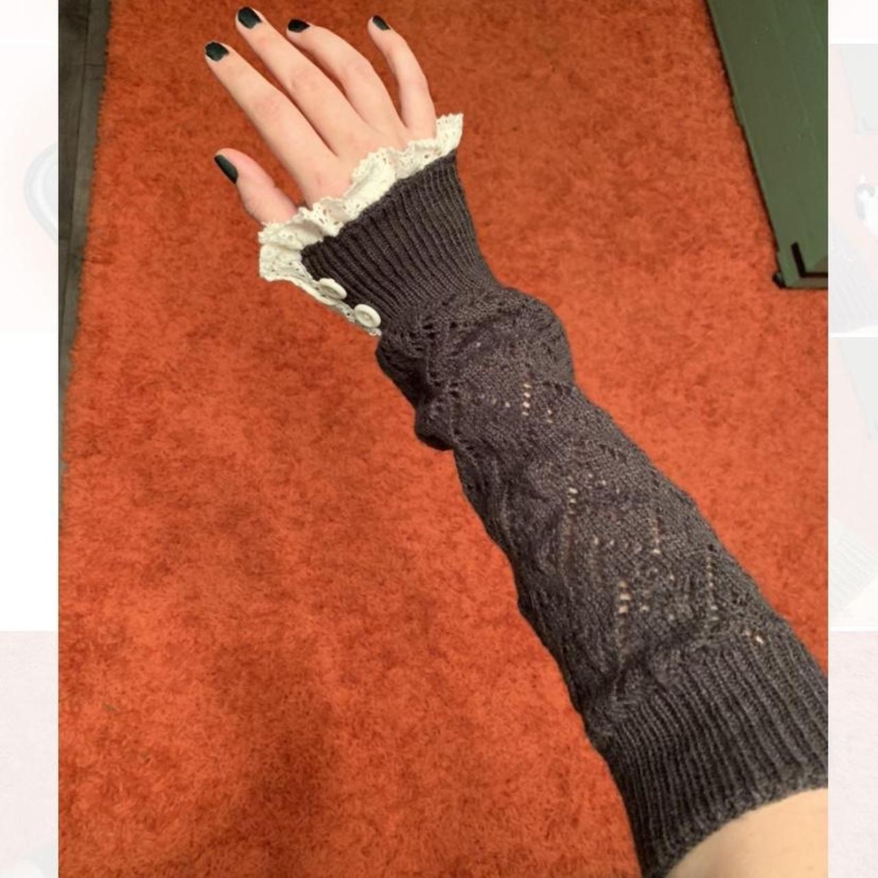 Women's Navy and White Gloves Depop