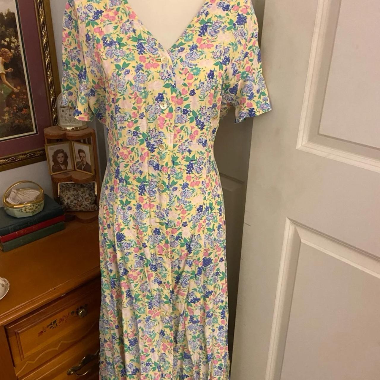 Jane Trimble Belle France Yellow Floral Maxi Dress... - Depop